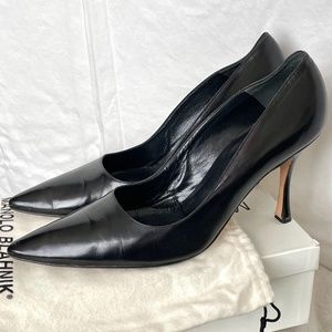 Manolo Blahnik Black Stiletto Pumps